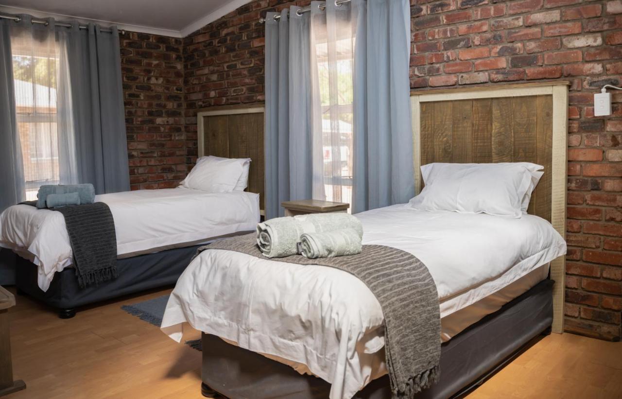 Hotel Opstal Guestfarm Potchefstroom Exterior foto